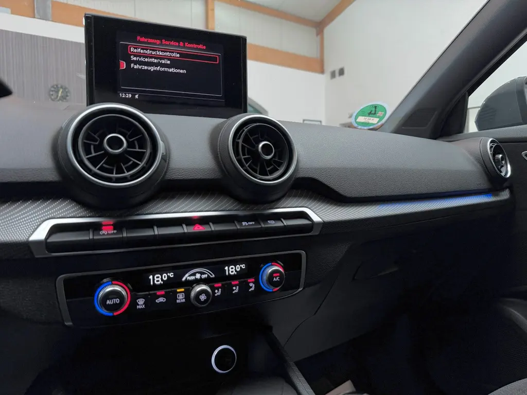 Audi Q2 1.4 TFSI – Bild 13 von 33