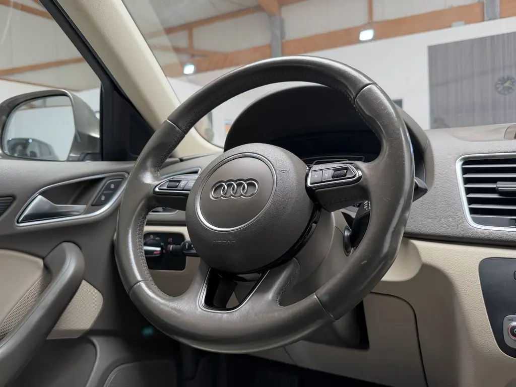 Audi Q3 2.0 TDI quattro – Bild 13 von 36