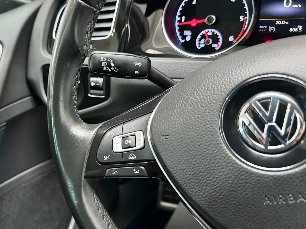 Volkswagen Golf Lim. 2.0 TDI BMT – Bild 14 von 34