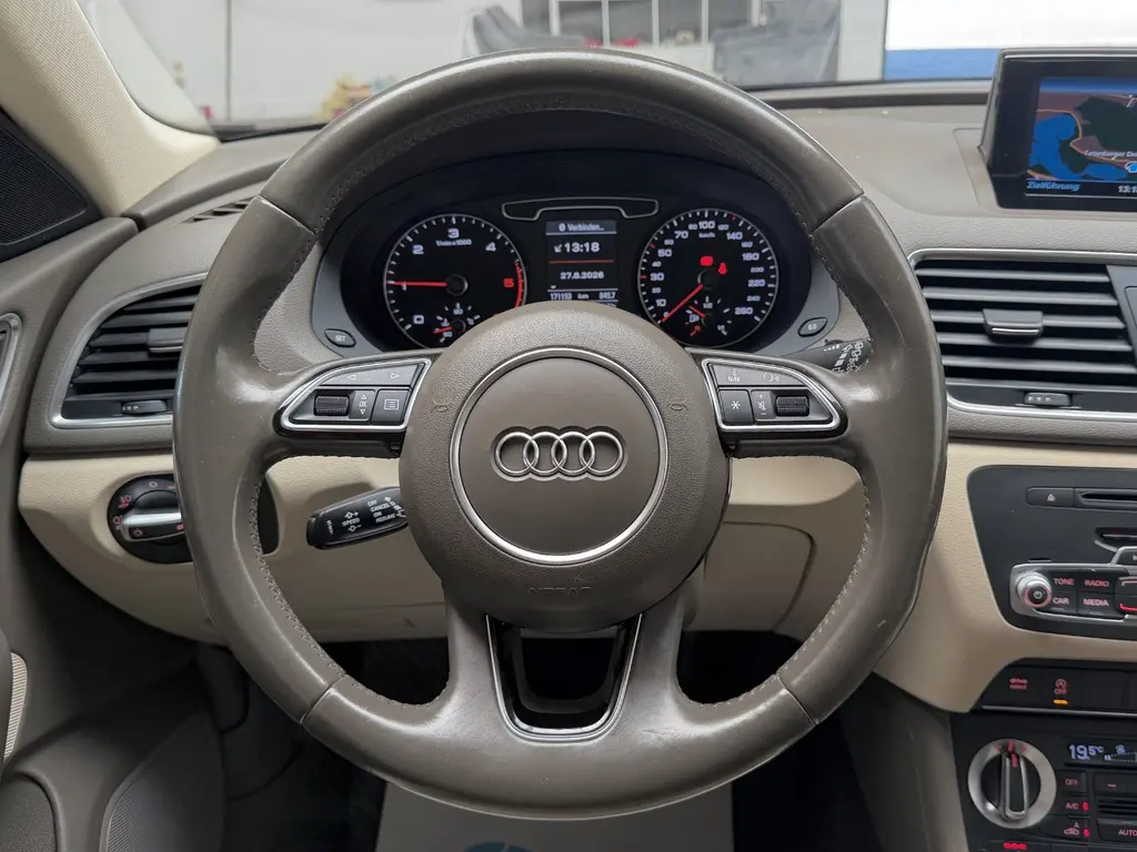 Audi Q3 2.0 TDI quattro – Bild 14 von 36
