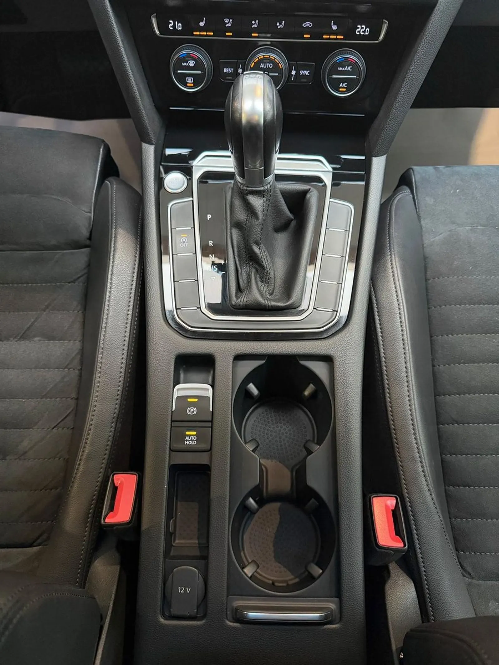 Volkswagen Passat Variant 2.0 TDI BMT, Bild 14 von 40