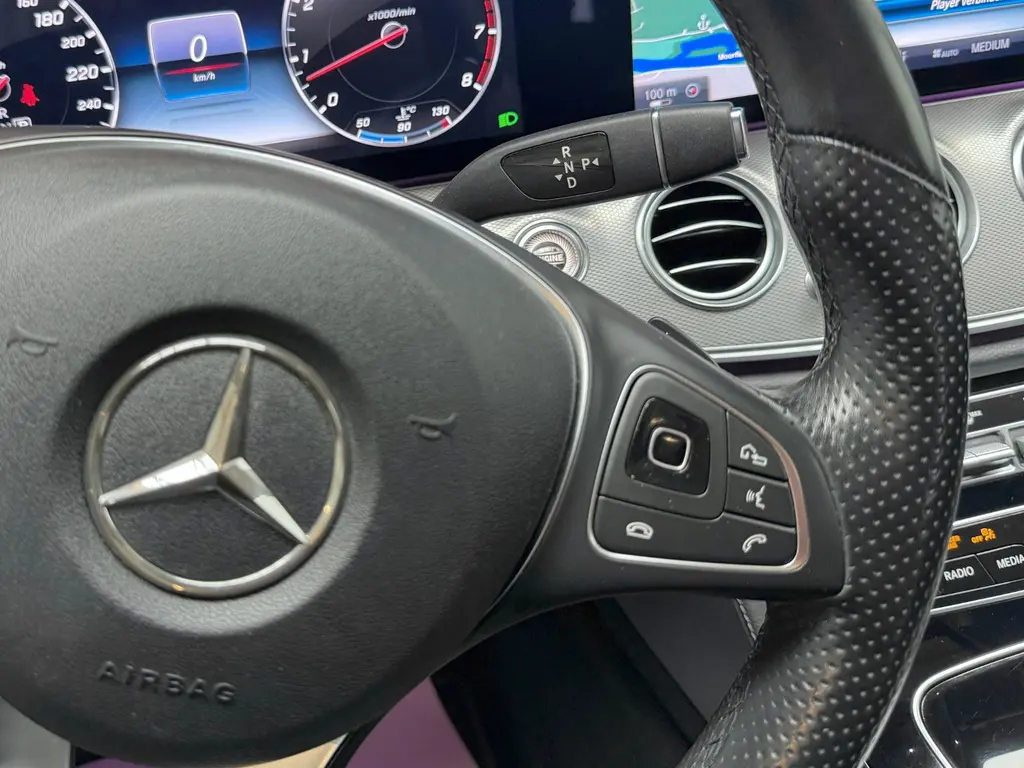 Mercedes-Benz E 400 CGI T 4MATIC – Bild 14 von 37