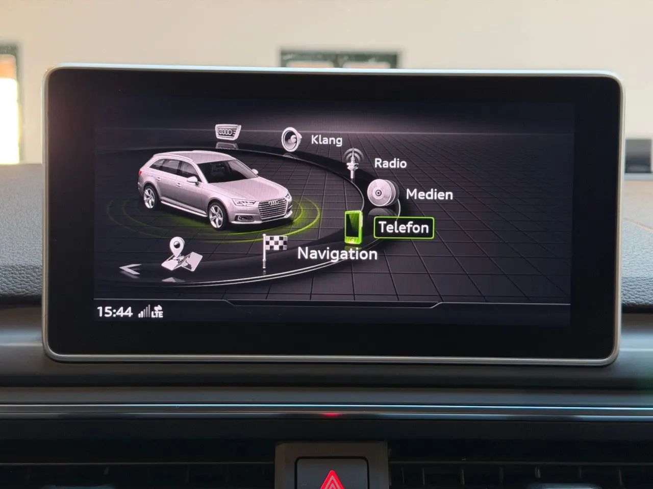 Audi A4 Avant 2.0 TDI, Bild 14 von 32