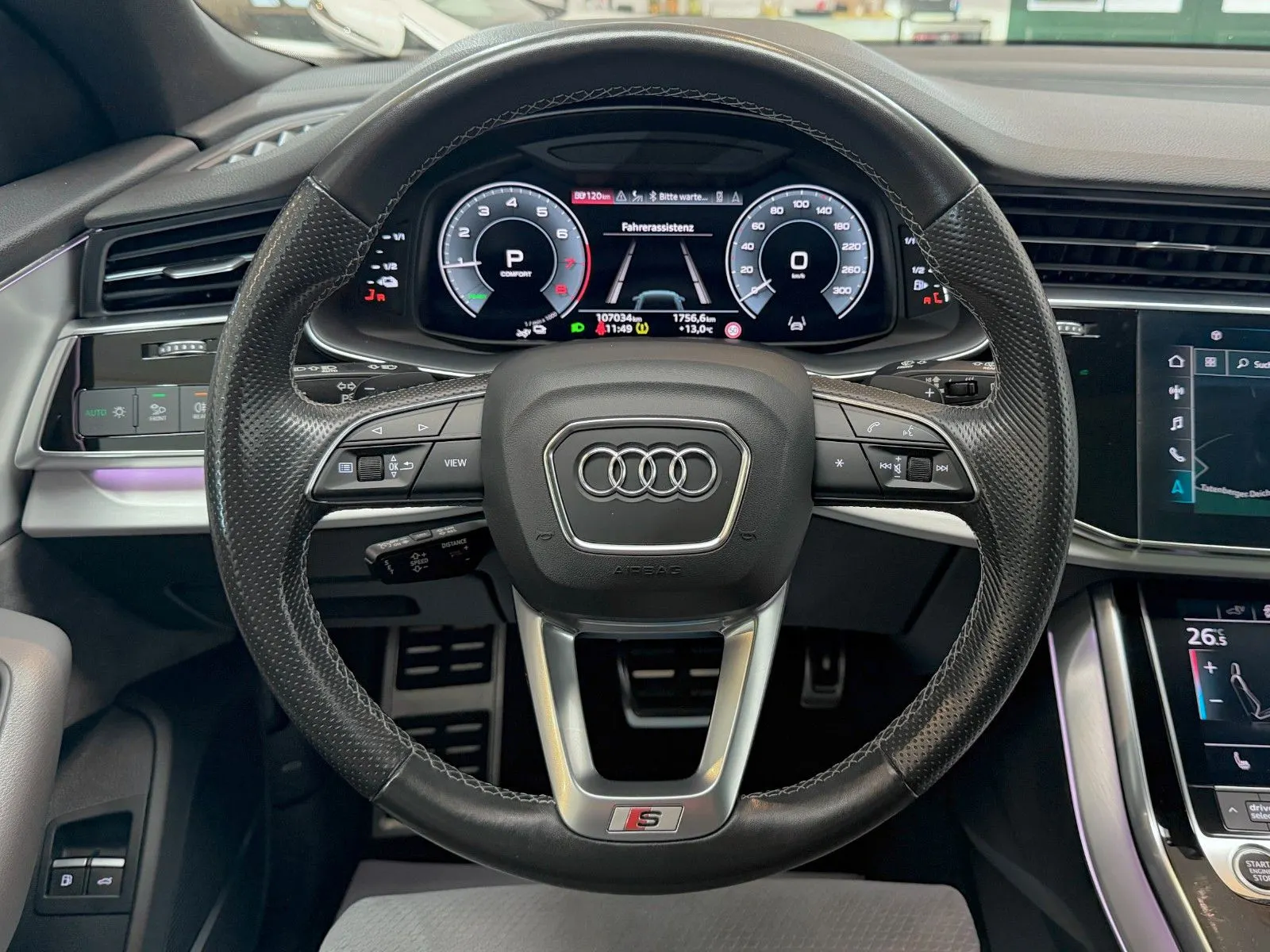 Audi Q8 55 TFSIe quattro, Bild 14 von 40