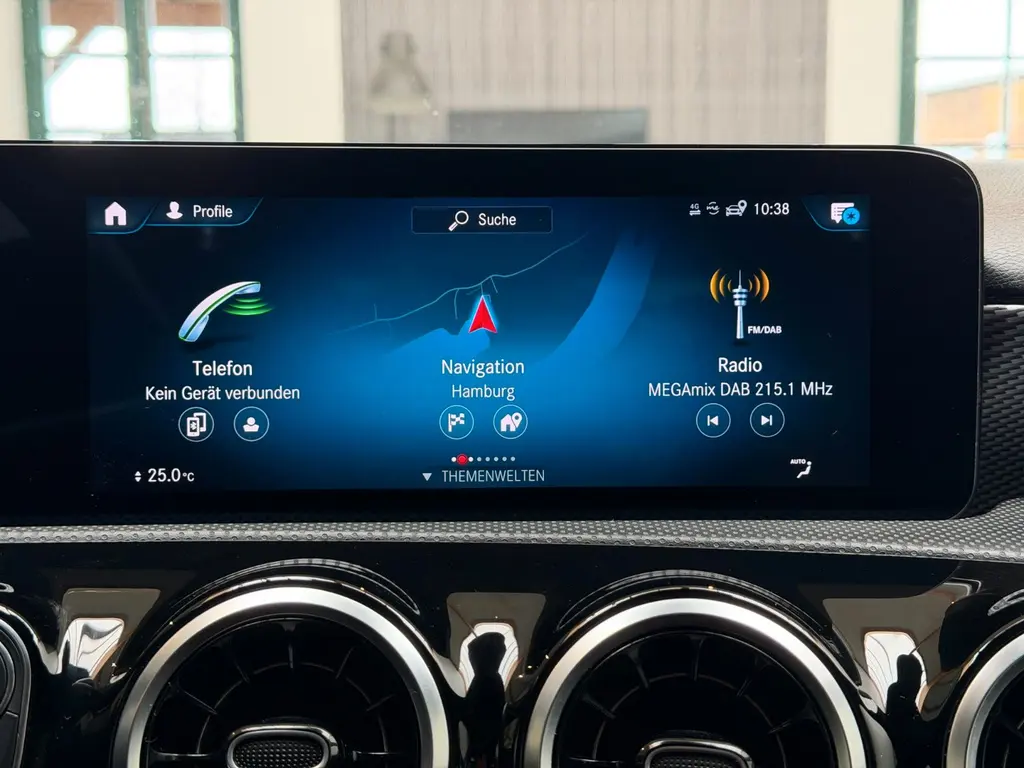 Mercedes-Benz A 200d – Bild 15 von 36
