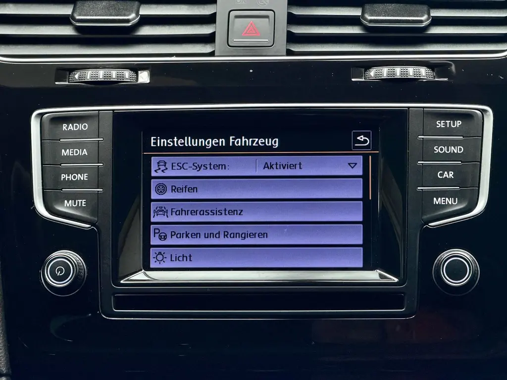 Volkswagen Golf Lim. 1.2 TSI BMT – Bild 15 von 32