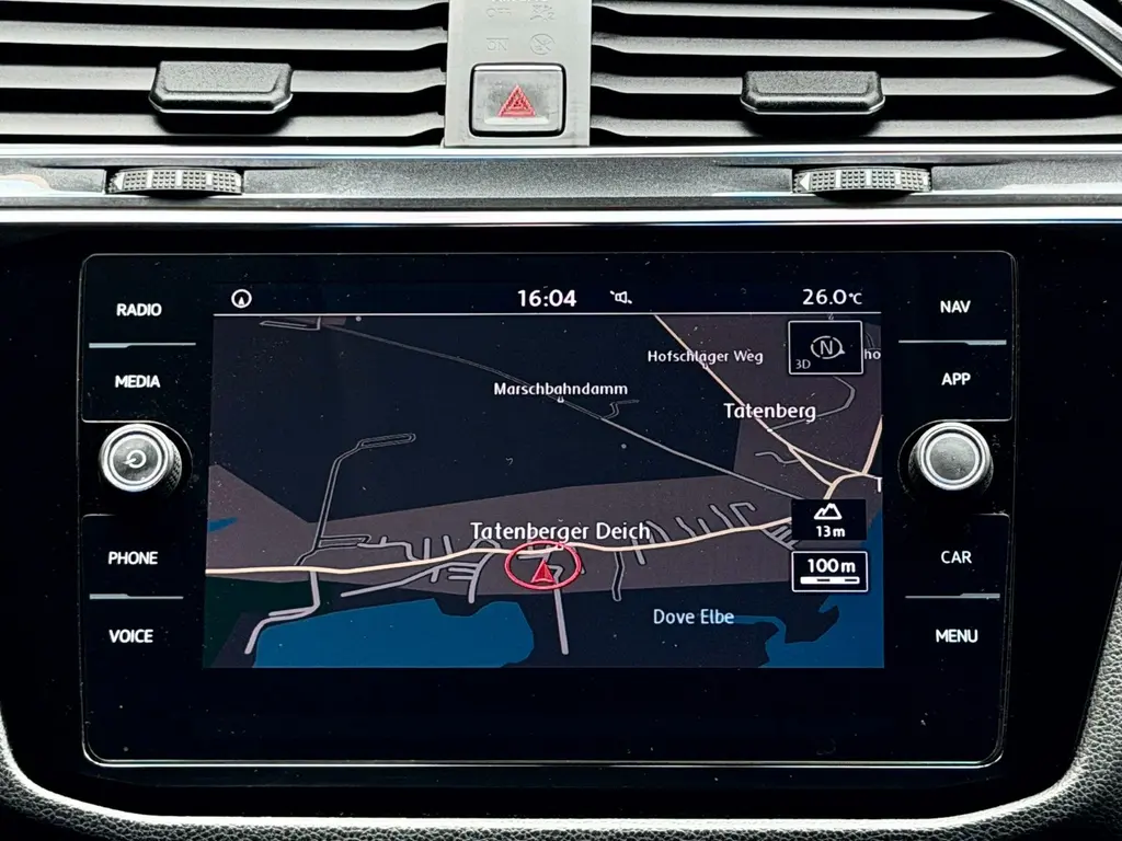 Volkswagen Tiguan 1.4 TSI BMT – Bild 15 von 37