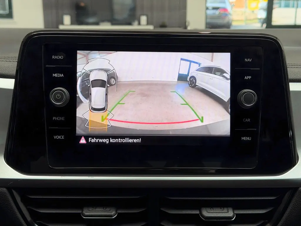 Volkswagen T-Roc 2.0 TDI SCR – Bild 15 von 32