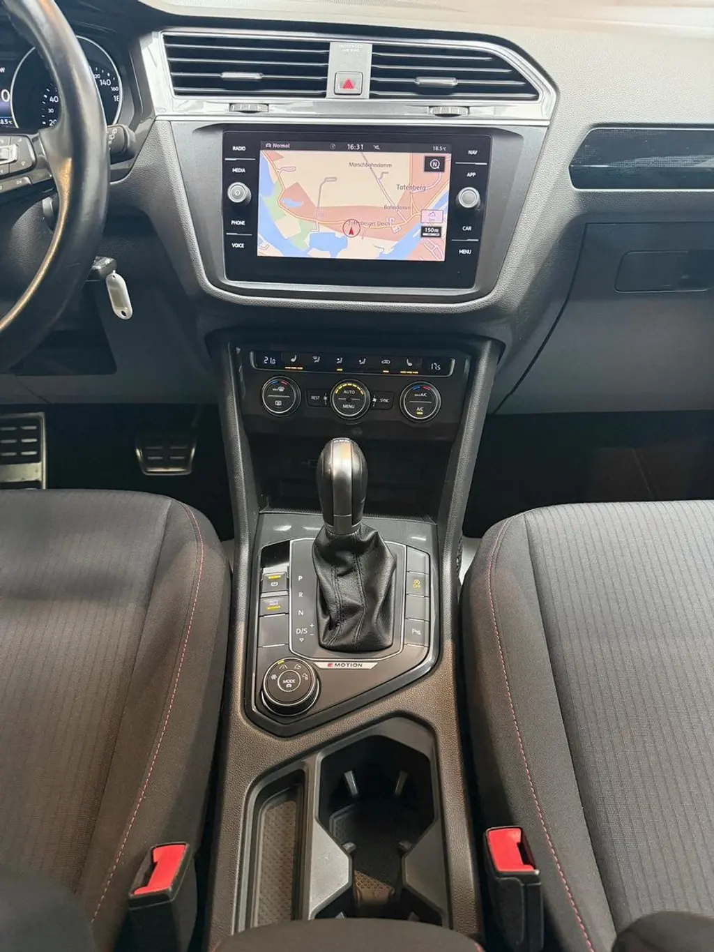 Volkswagen Tiguan 2.0 TDI BMT 4MOTION – Bild 15 von 40