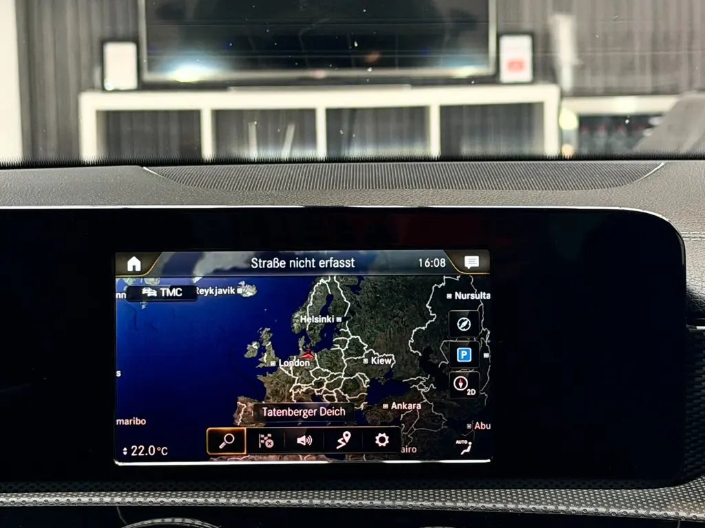 Mercedes-Benz CLA 200 d Shooting Brake – Bild 16 von 33