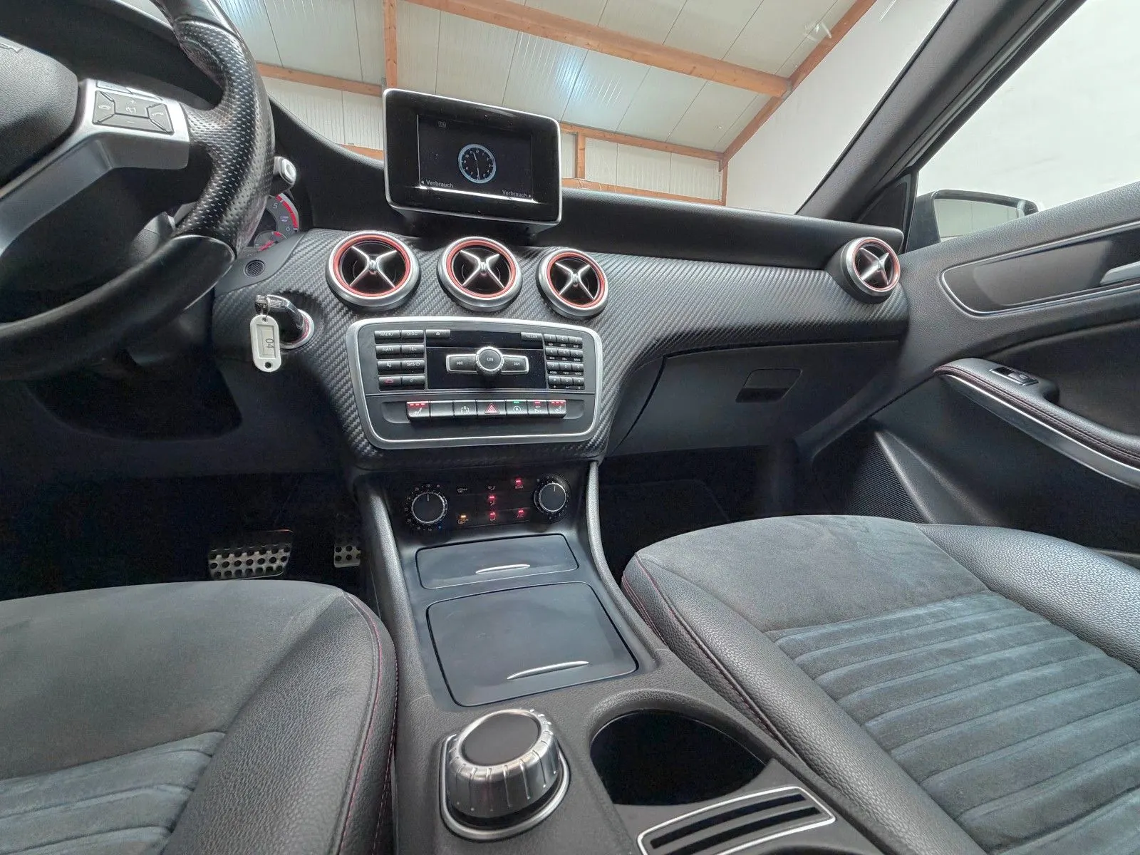 Mercedes-Benz A 220 CDI, Bild 17 von 36