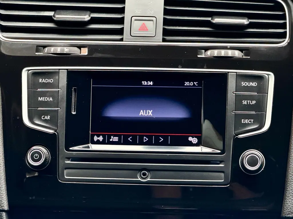 Volkswagen Golf Lim. 2.0 TDI BMT – Bild 17 von 34