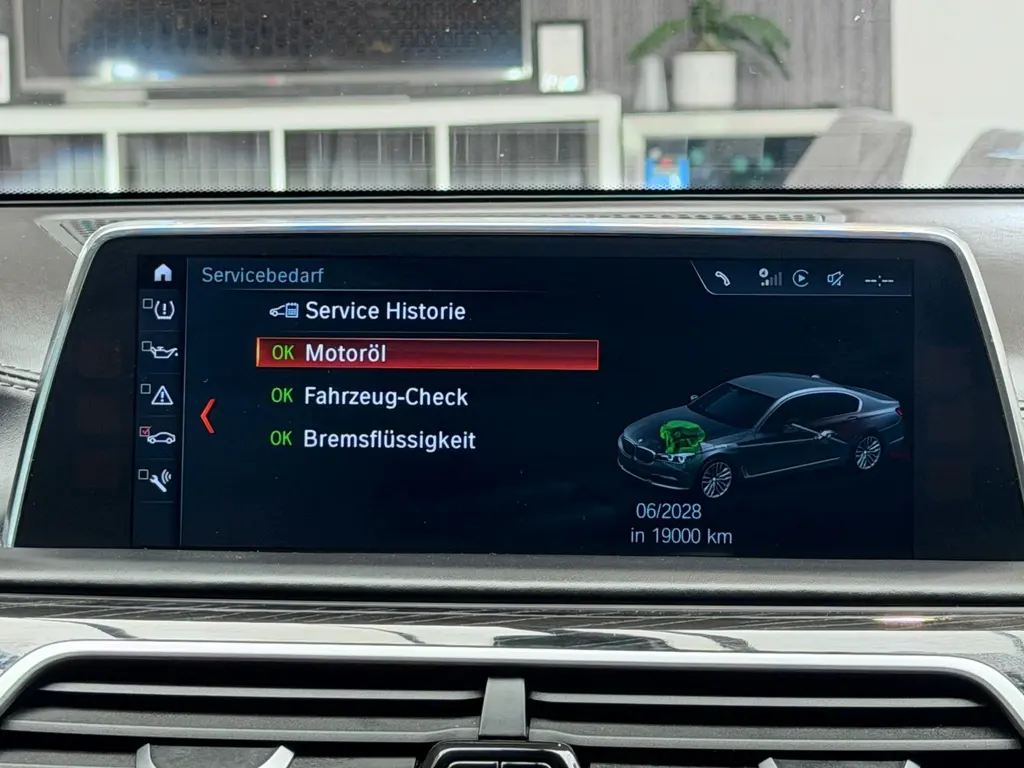 BMW 750i – Bild 17 von 37