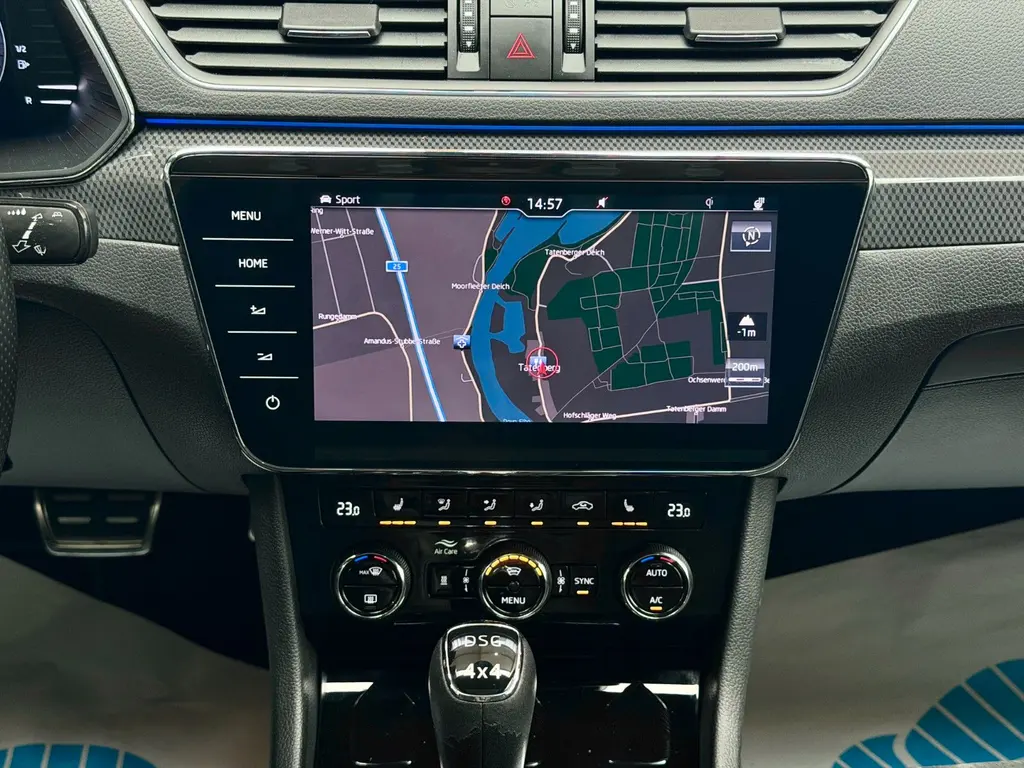Skoda Superb Combi 2.0 TDI 4x4 – Bild 18 von 40