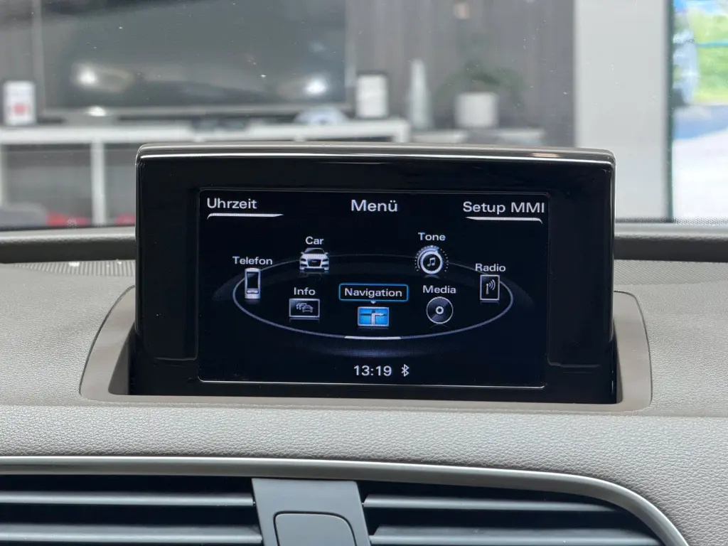 Audi Q3 2.0 TDI quattro – Bild 19 von 36