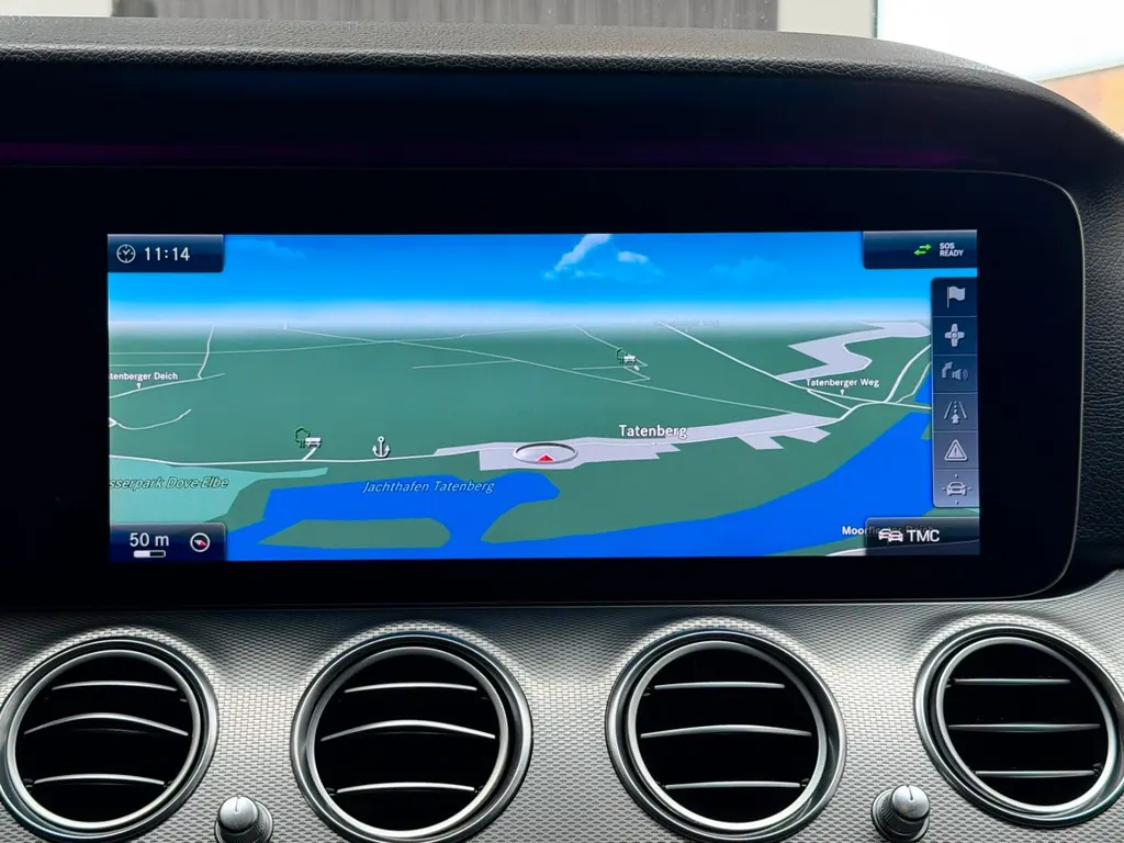 Mercedes-Benz E 400 CGI T 4MATIC – Bild 19 von 37