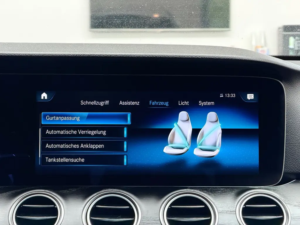 Mercedes-Benz E 220 d T – Bild 19 von 36