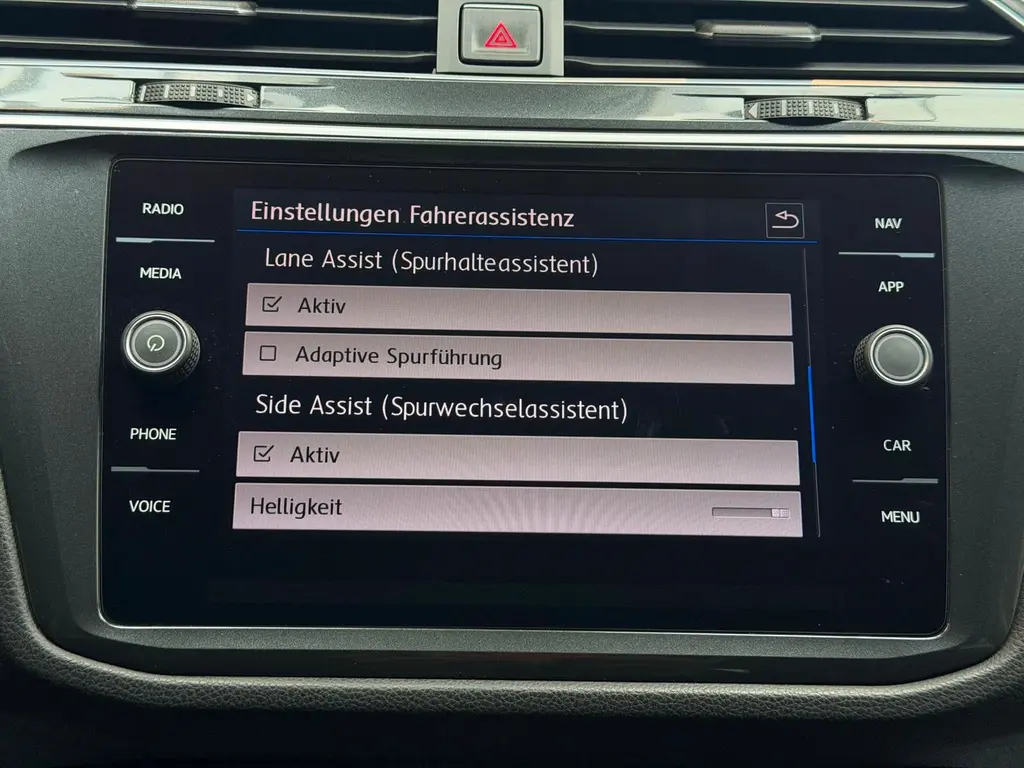 Volkswagen Tiguan 2.0 TDI BMT 4MOTION – Bild 20 von 40