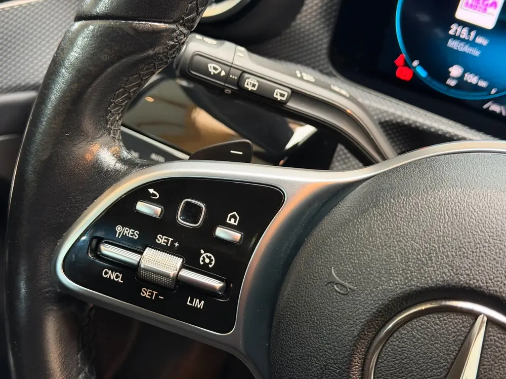 Mercedes-Benz A 200d – Bild 20 von 36