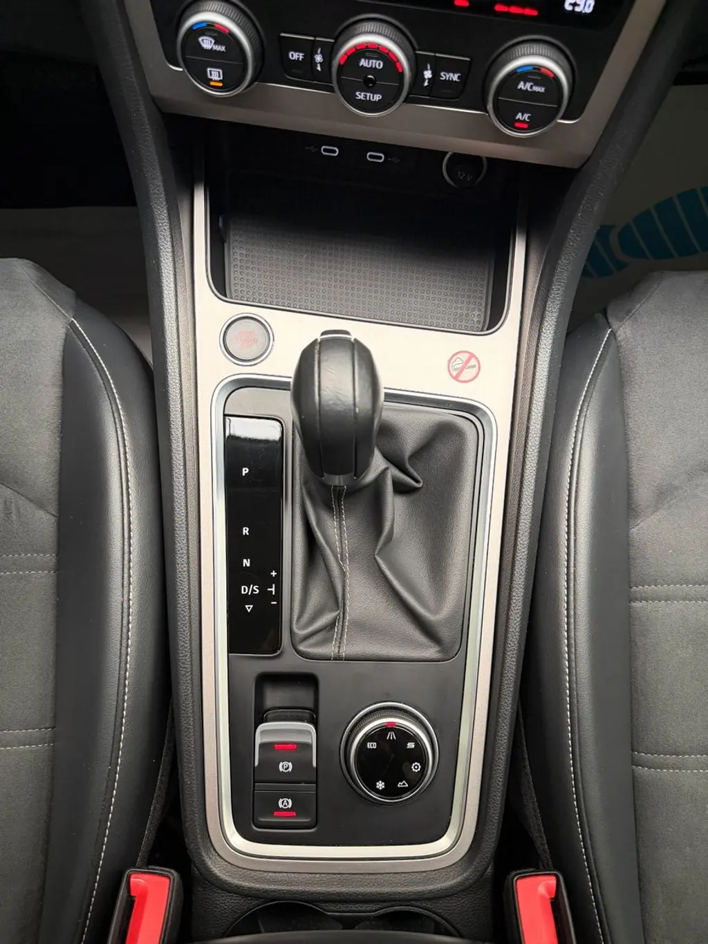 Seat Ateca 2.0 TDI 4Drive – Bild 21 von 37