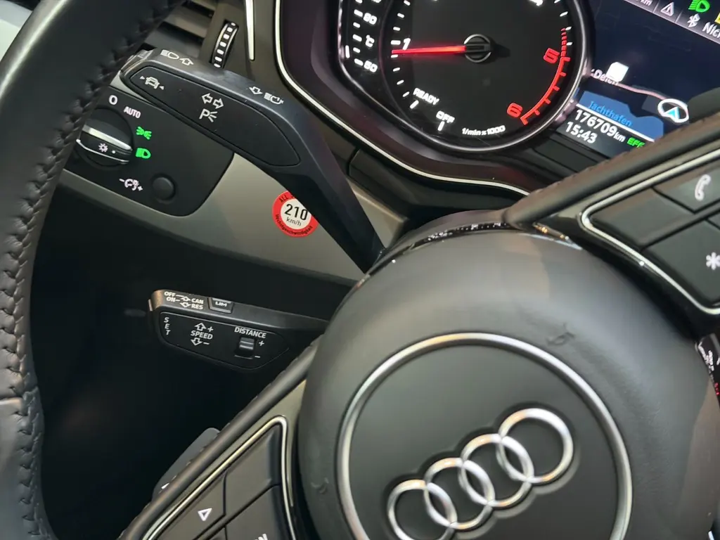 Audi A4 Avant 40 TDI – Bild 22 von 34