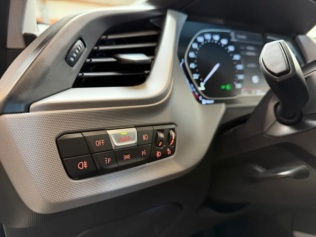BMW 116d – Bild 22 von 32