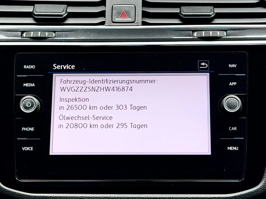 Volkswagen Tiguan 1.4 TSI BMT – Bild 22 von 37