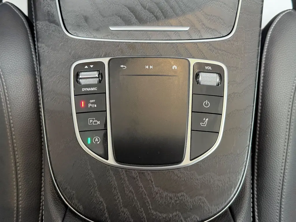 Mercedes-Benz E 220 d T – Bild 22 von 36