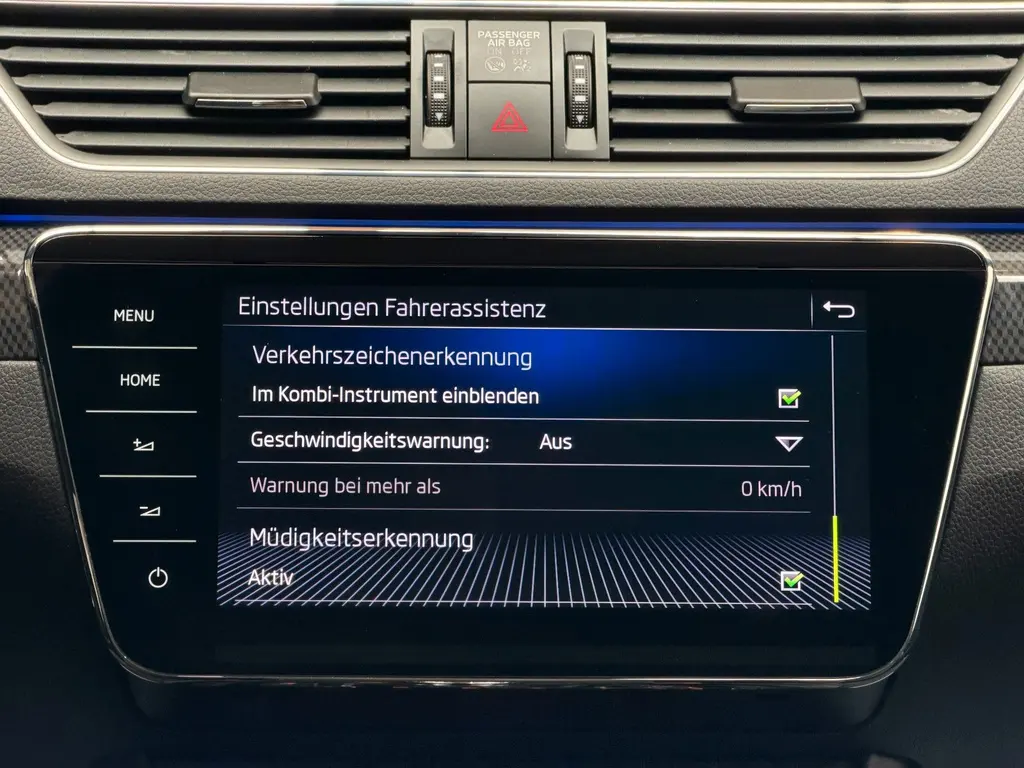 Skoda Superb Combi 2.0 TDI 4x4 – Bild 23 von 40