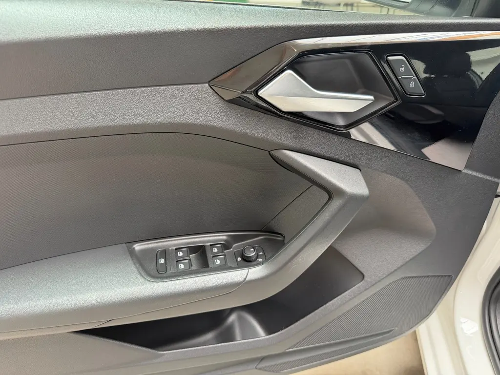 Audi A1 Sportback 30 TFSI – Bild 23 von 31