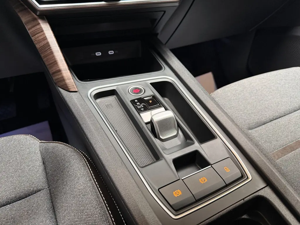 Seat Leon ST 2.0 TDI – Bild 23 von 39