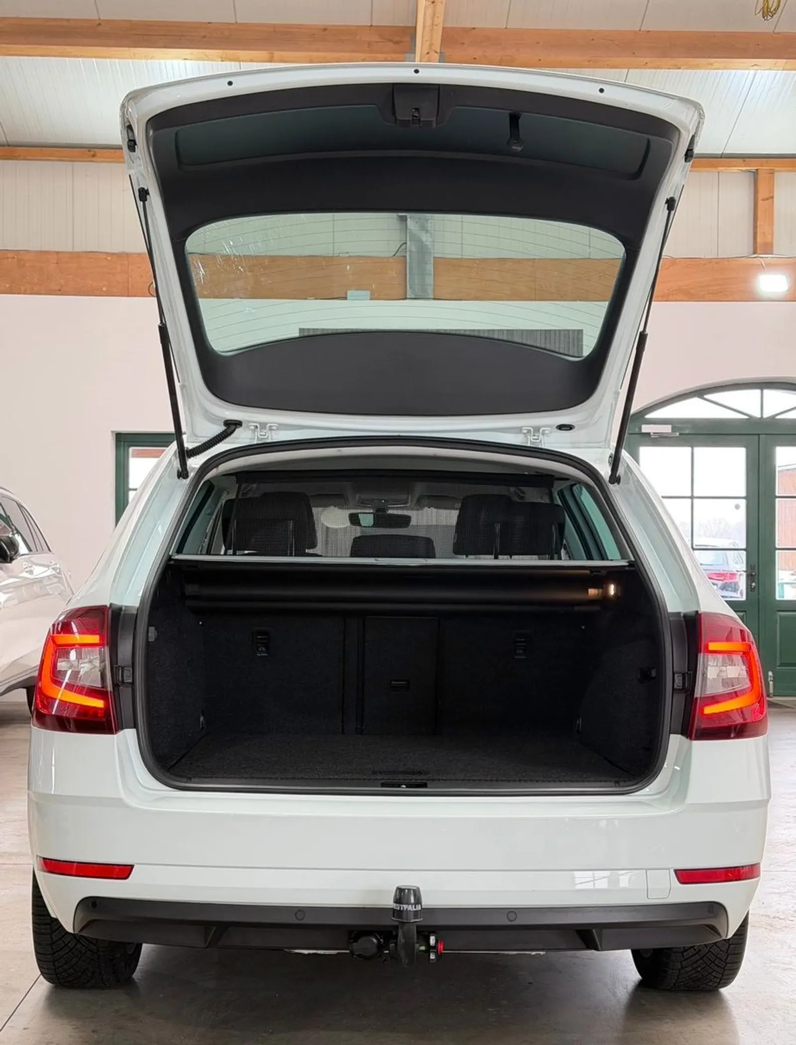 Skoda Octavia Combi 1.6 TDI, Bild 24 von 32