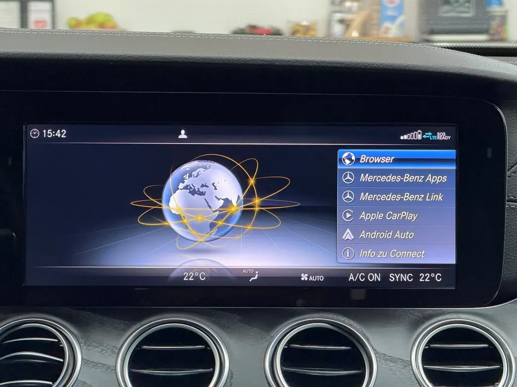 Mercedes-Benz E 220 d 4Matic – Bild 24 von 39