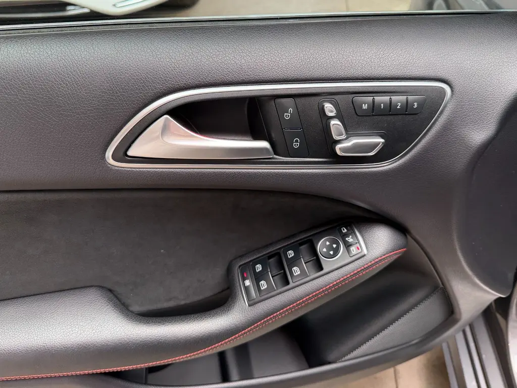 Mercedes-Benz B 220 CDI – Bild 24 von 33