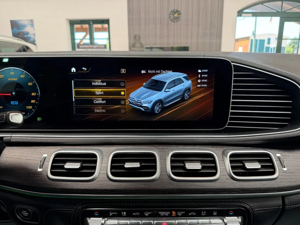 Mercedes-Benz GLE 350de 4Matic – Bild 24 von 40