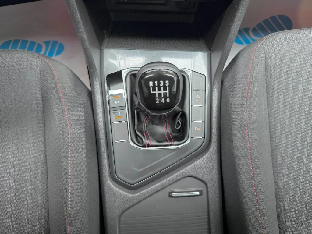 Volkswagen Tiguan 1.4 TSI BMT – Bild 24 von 37