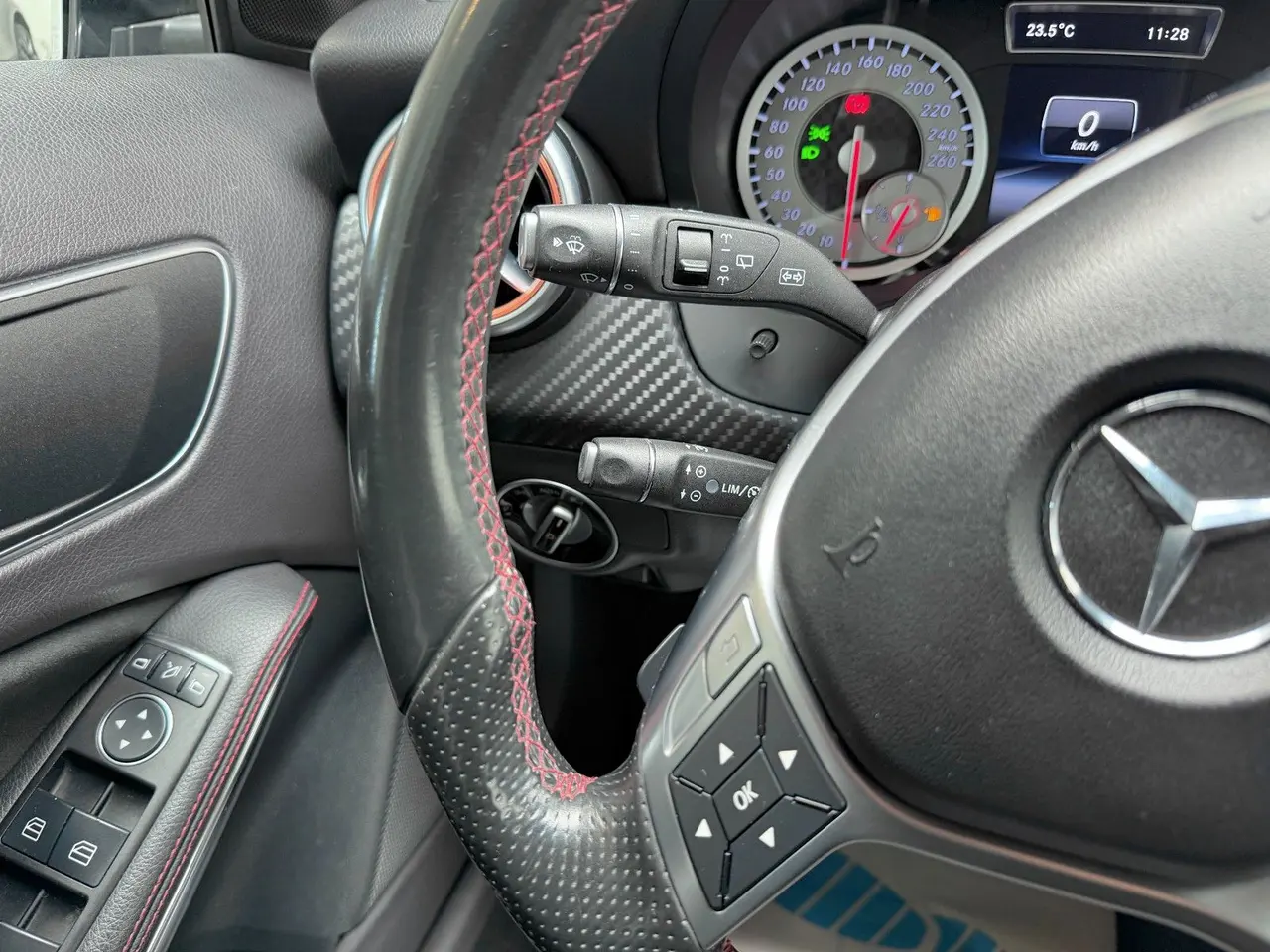 Mercedes-Benz A 220 CDI, Bild 24 von 36