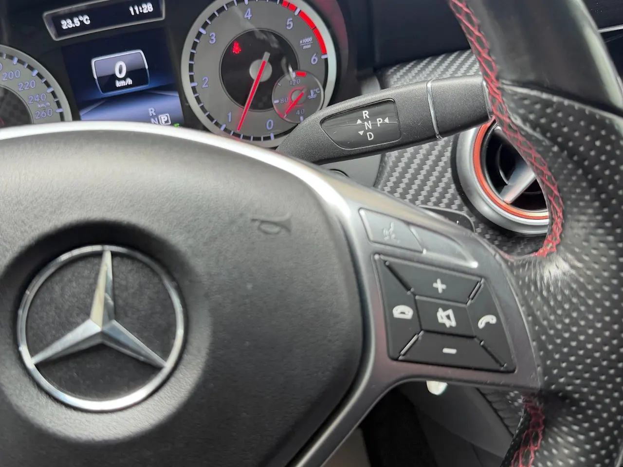 Mercedes-Benz A 220 CDI, Bild 25 von 36