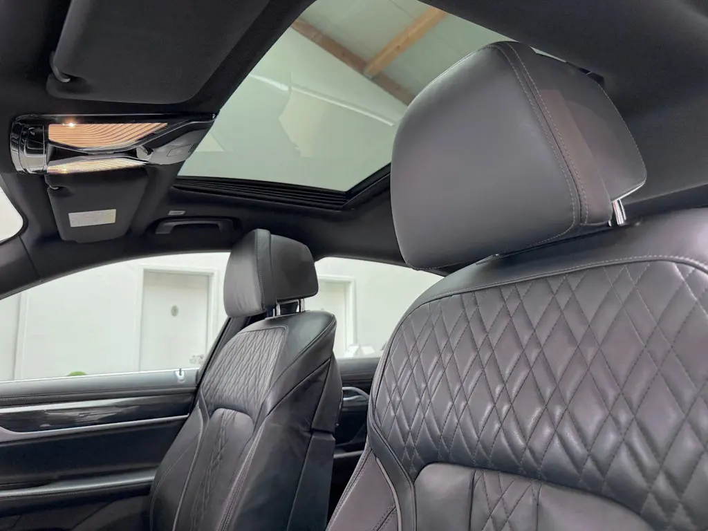 BMW 750i – Bild 25 von 37