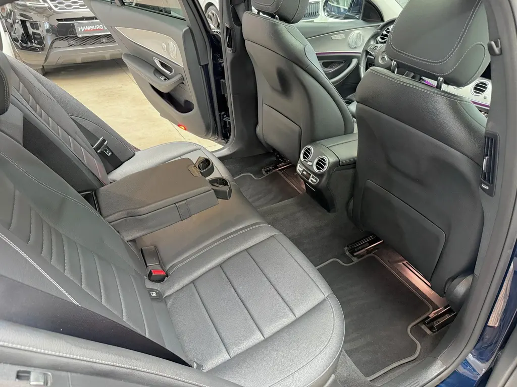 Mercedes-Benz E 400 CGI T 4MATIC – Bild 25 von 37