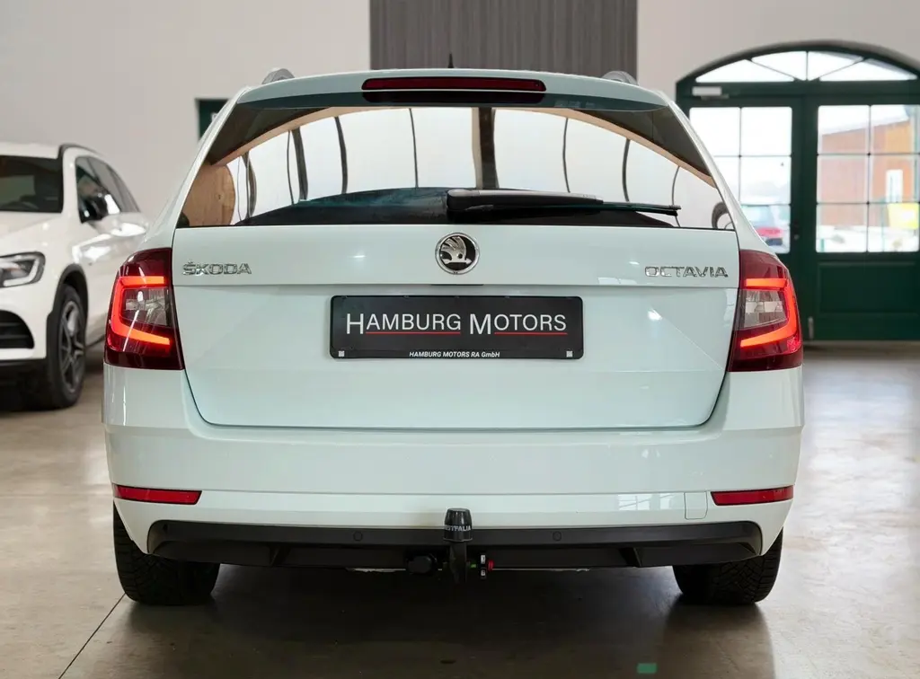 Skoda Octavia Combi 1.6 TDI – Bild 26 von 32