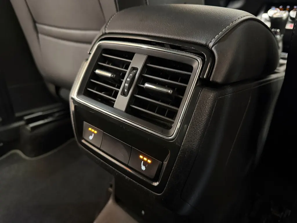 Skoda Karoq 2.0 TDI – Bild 26 von 37