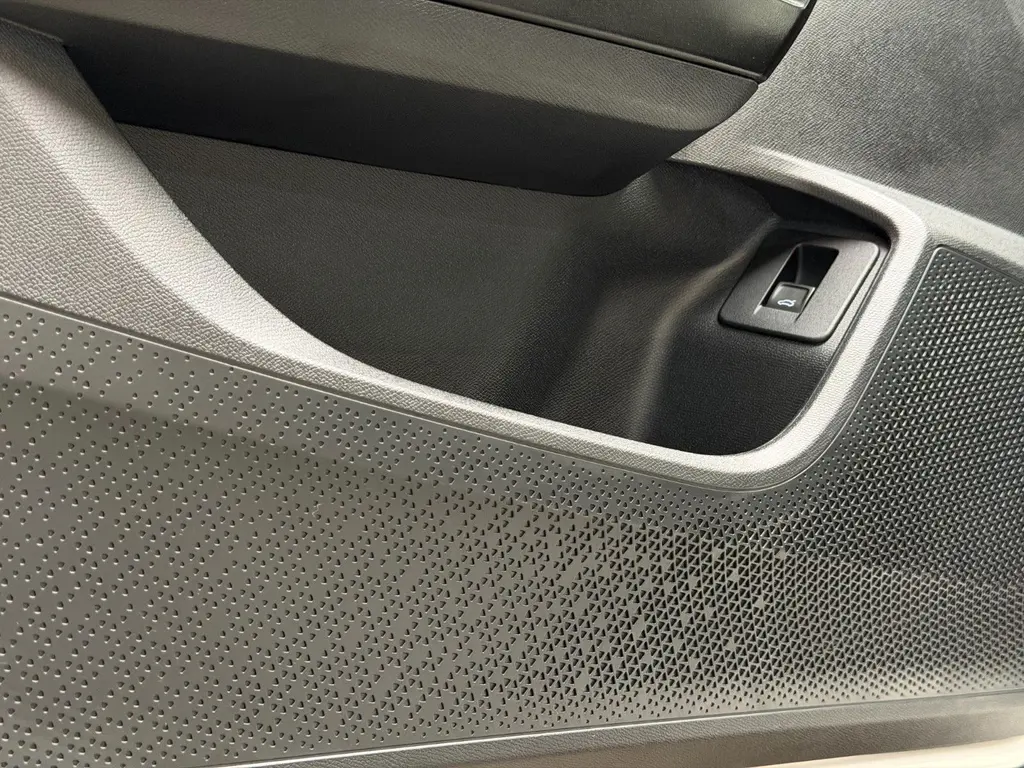 Seat Leon ST 2.0 TDI – Bild 27 von 39
