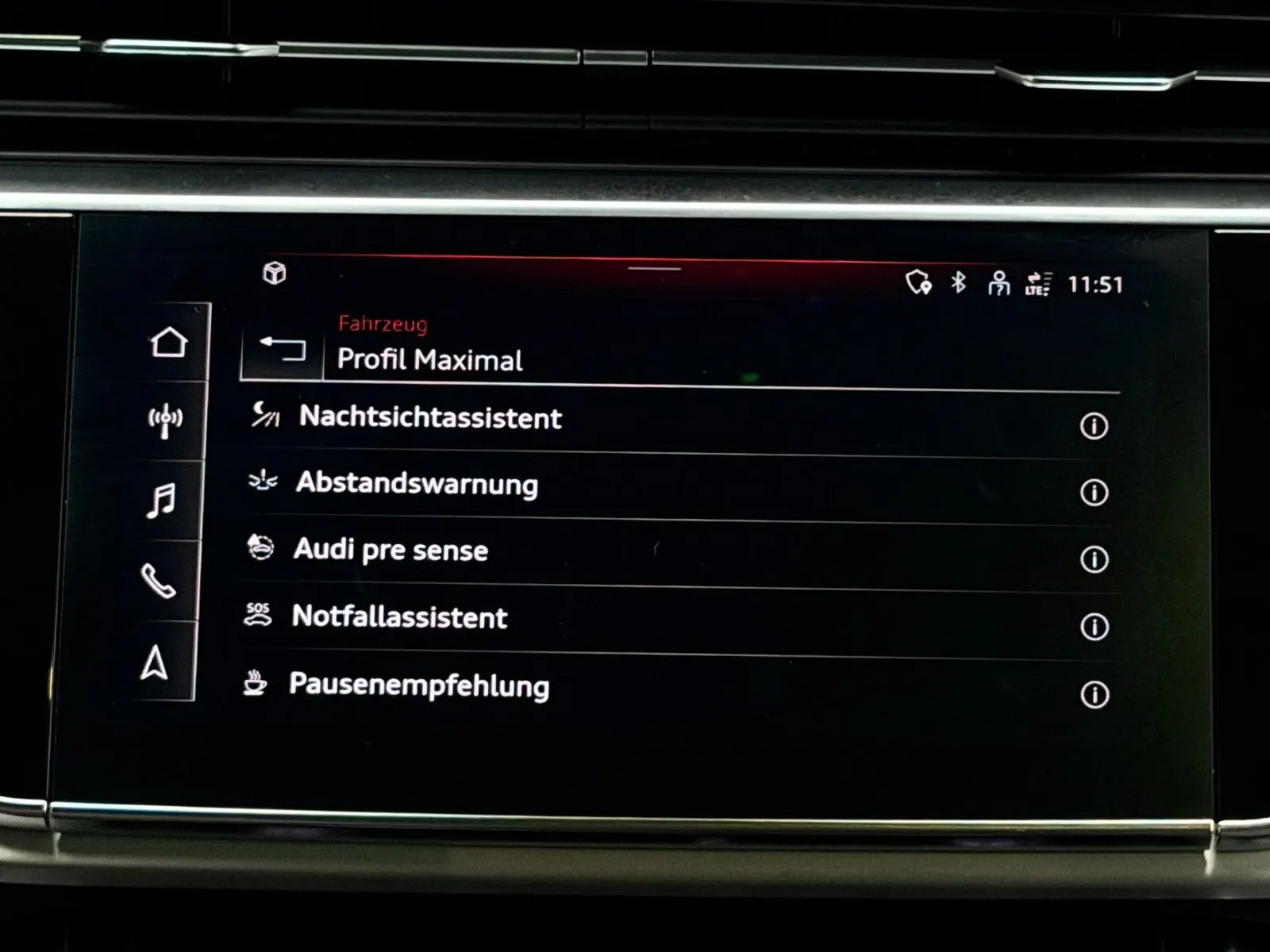 Audi Q8 55 TFSIe quattro, Bild 27 von 40