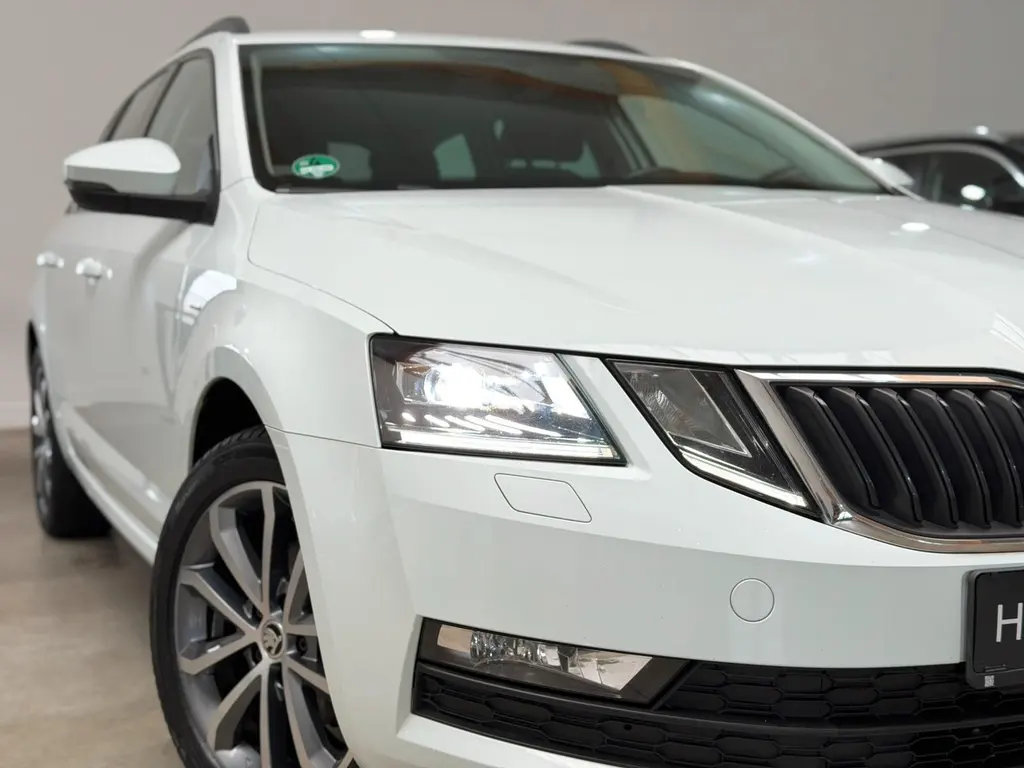 Skoda Octavia Combi 1.6 TDI – Bild 27 von 32