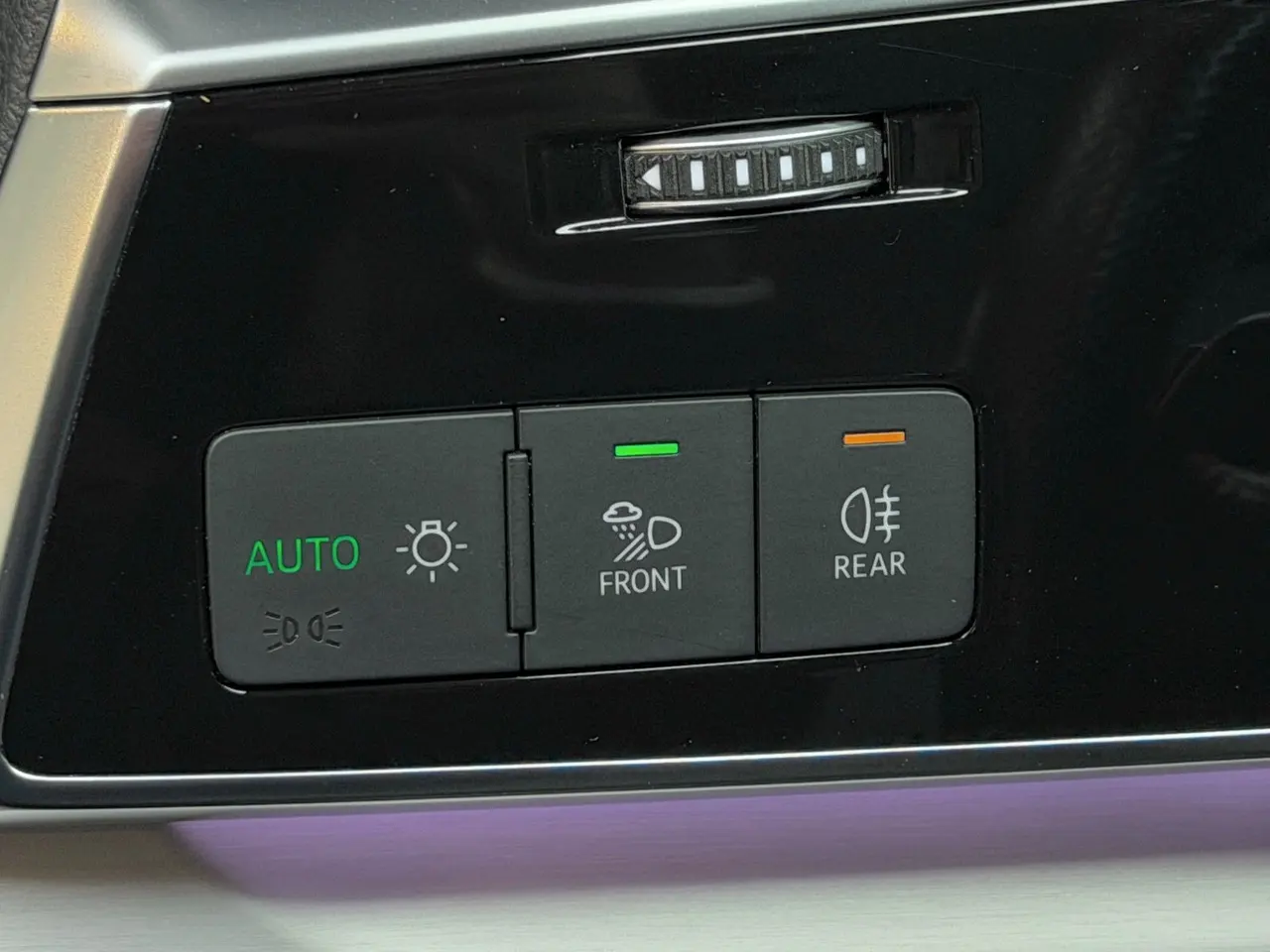 Audi Q8 55 TFSIe quattro, Bild 28 von 40