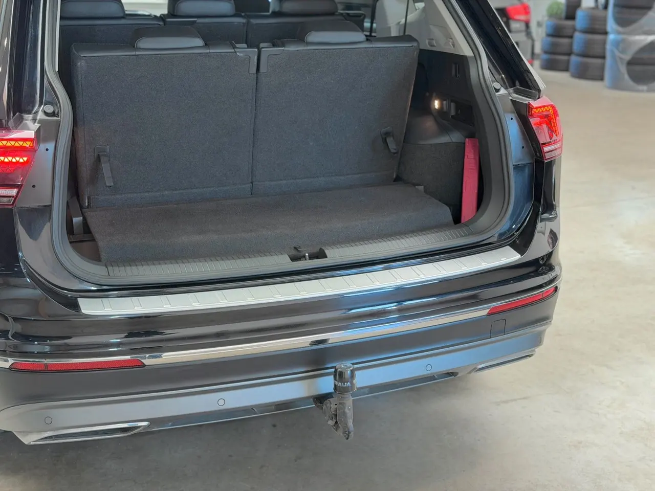 Volkswagen Tiguan Allspace 2.0 TDI 4Motion, Bild 29 von 39