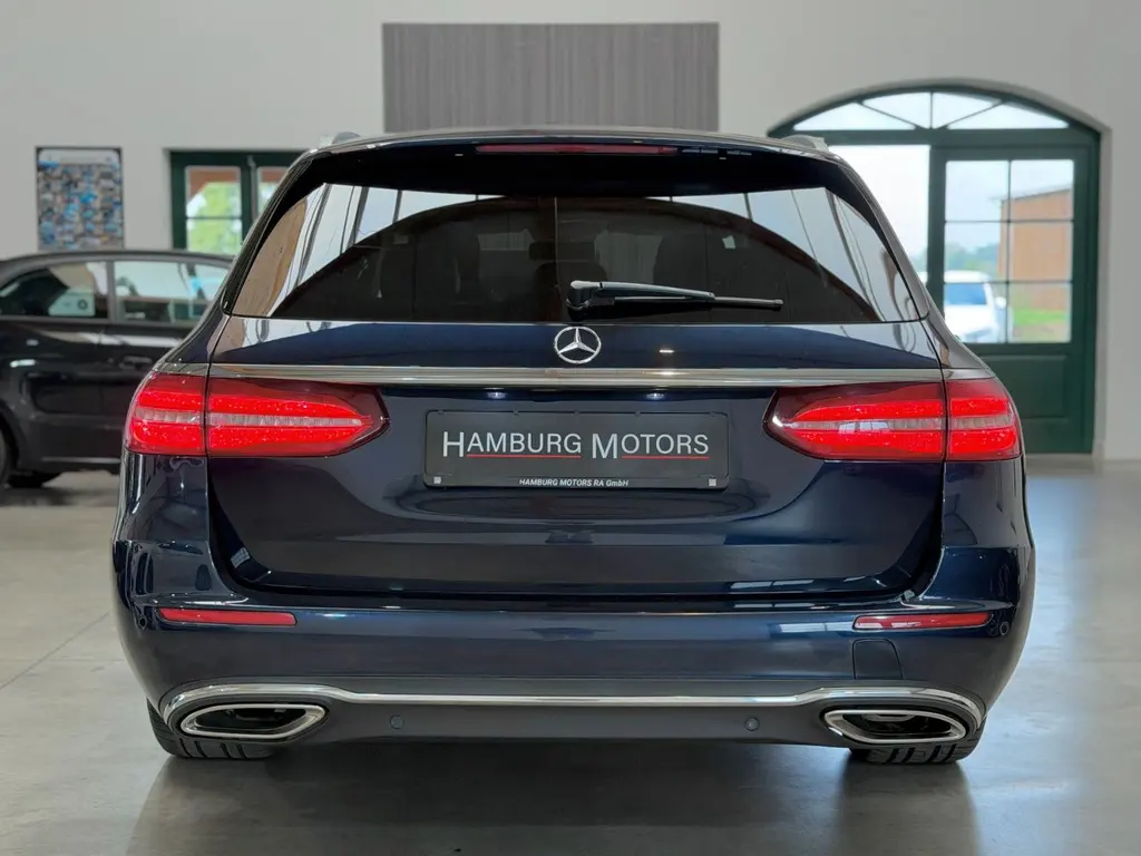 Mercedes-Benz E 400 CGI T 4MATIC – Bild 30 von 37