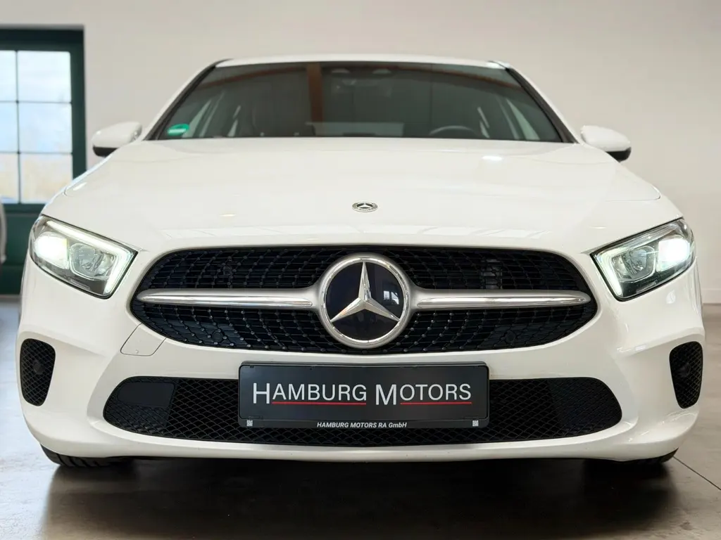 Mercedes-Benz A 200d – Bild 31 von 36