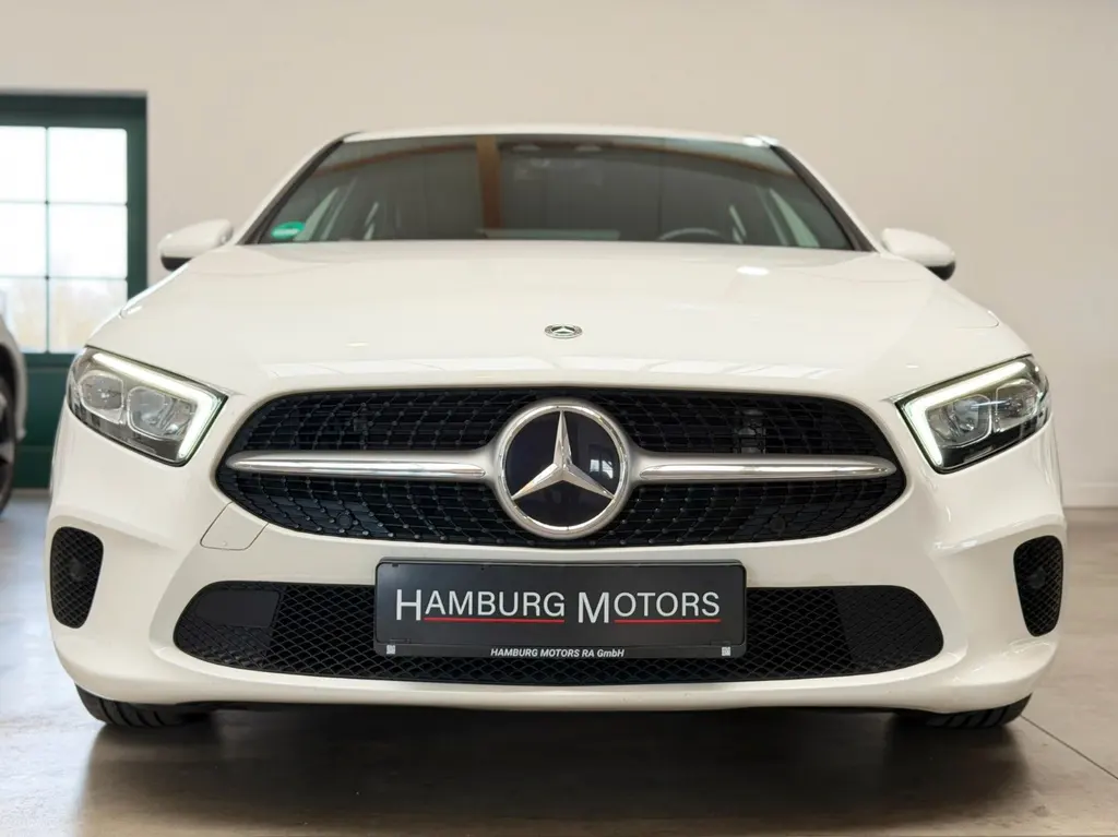 Mercedes-Benz A 200d – Bild 32 von 36